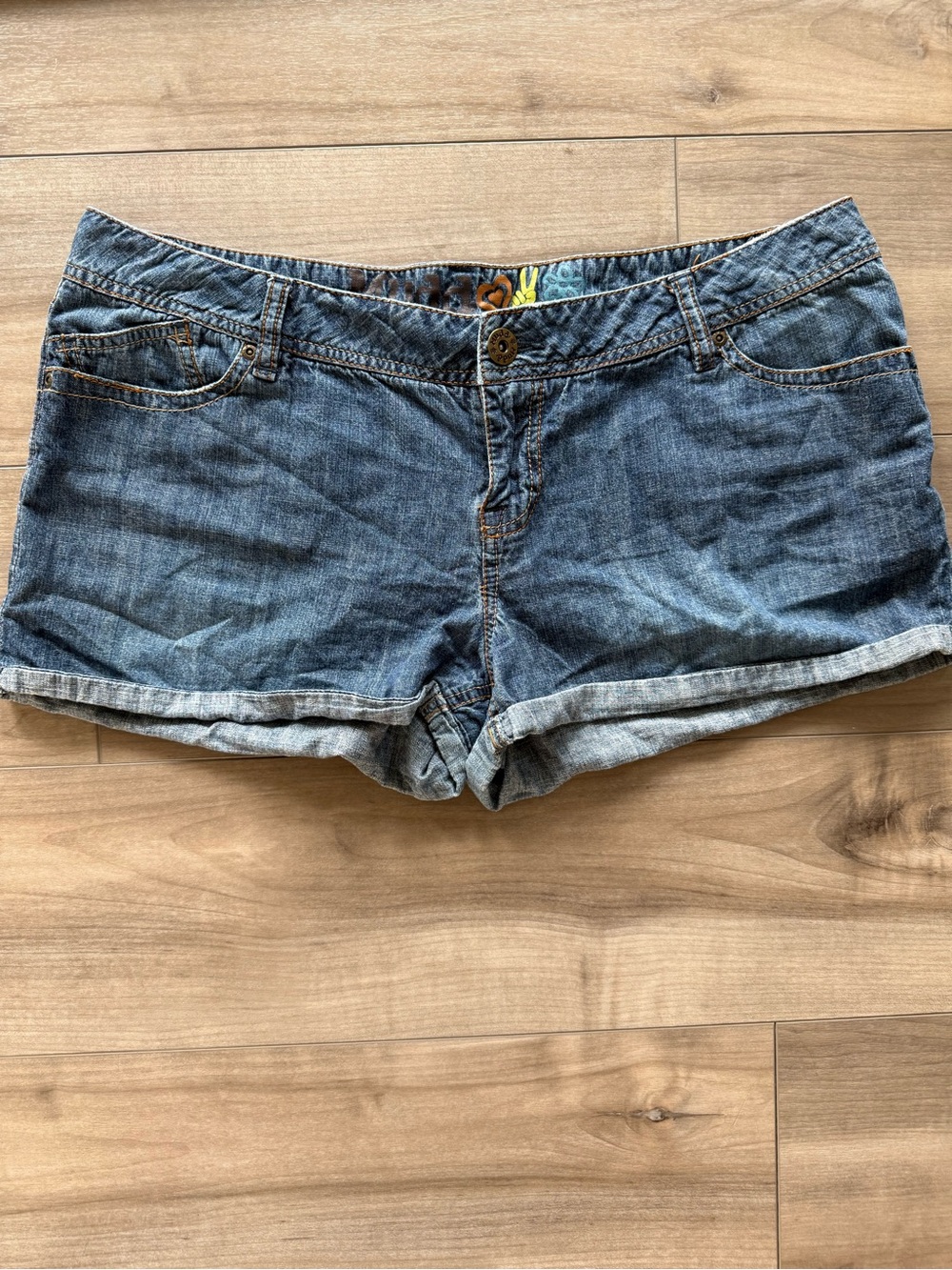 Vintage Y2K Mudd Jean shorts